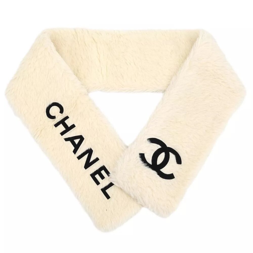 Chanel Fur Scarf Shawl White Small Good 124257 - Picture 1 of 4